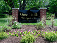 green hills sign